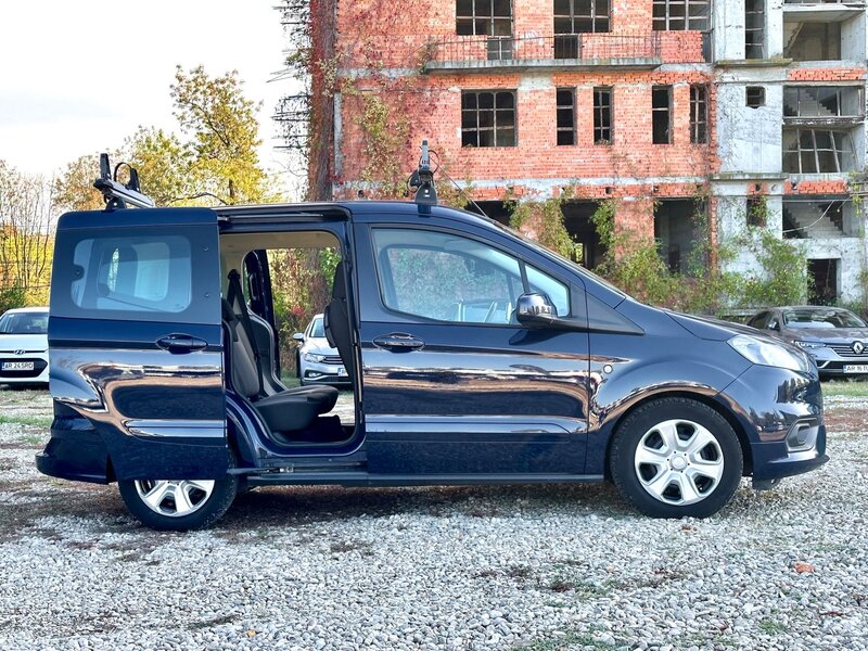 Ford Tourneo Courier